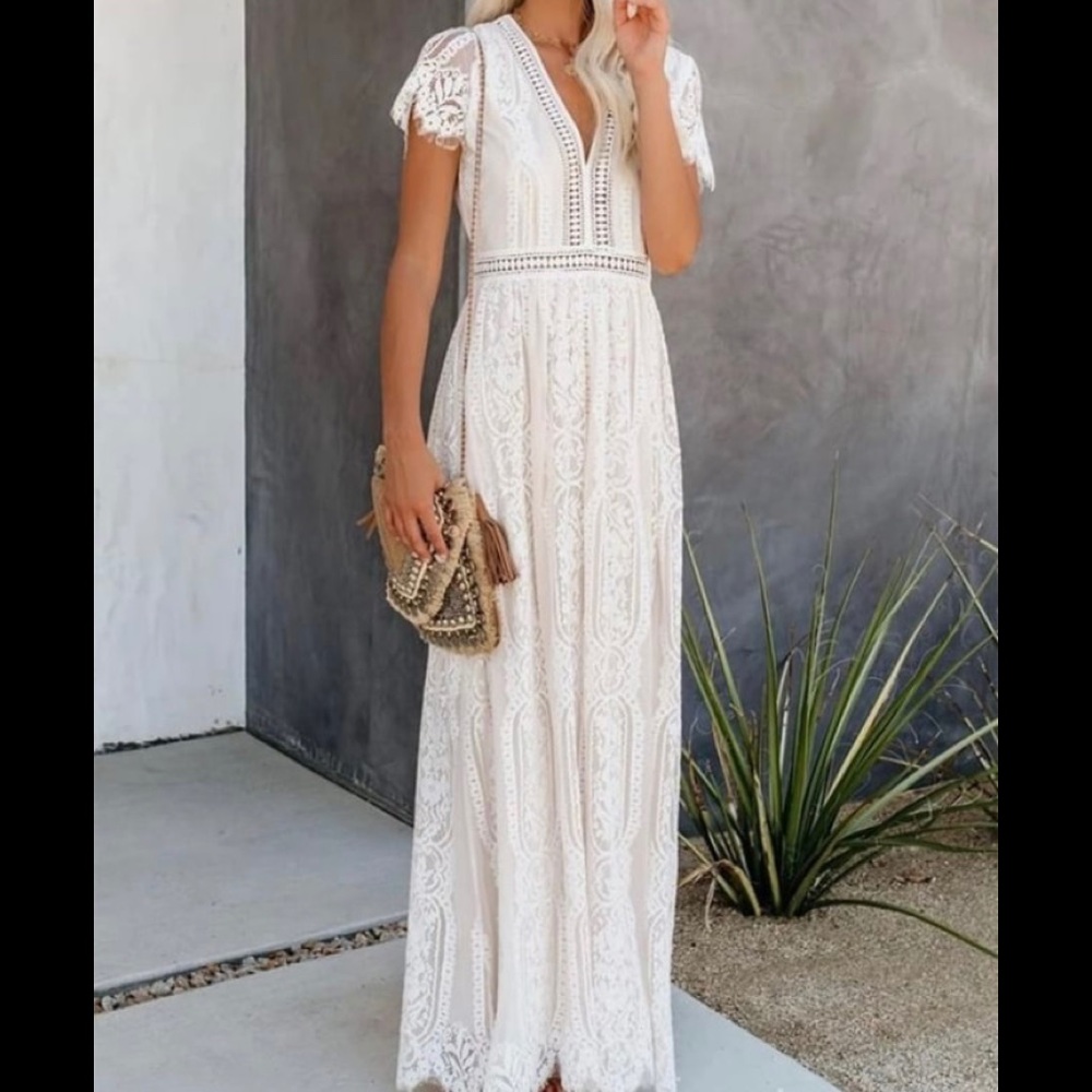 White lace long embroidered dress lined New